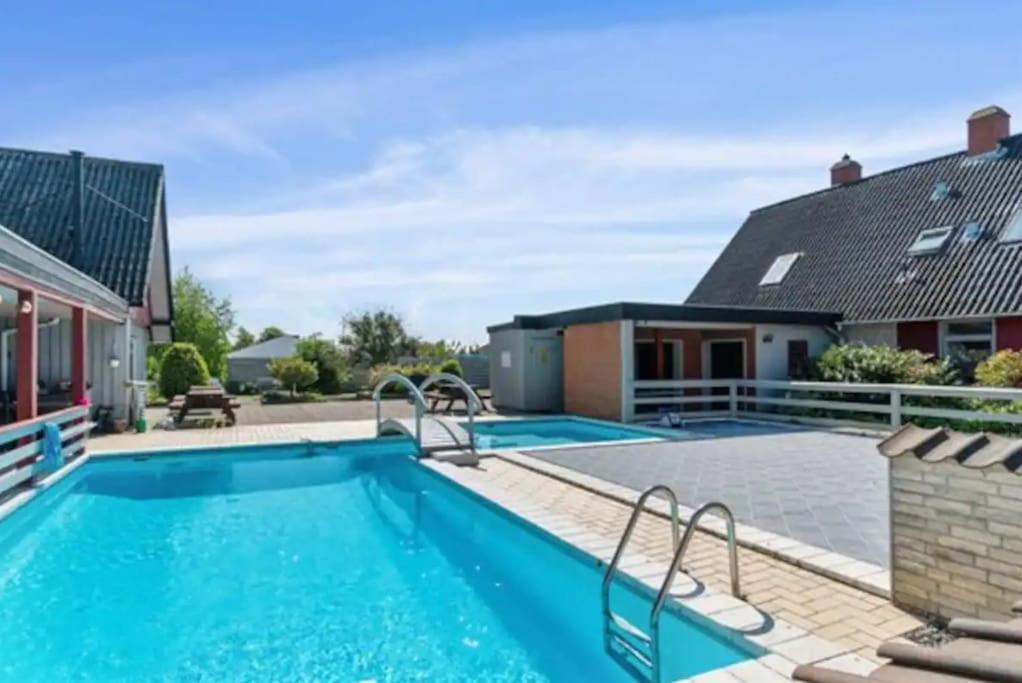 Apartment Lejlighed/raekkehus Med Adgang Til Pool.