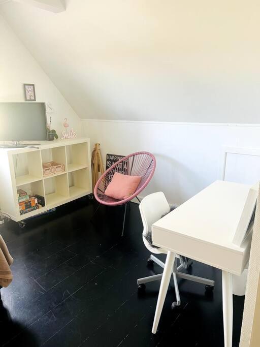 Lejlighed/raekkehus Med Adgang Til Pool. Apartment *
